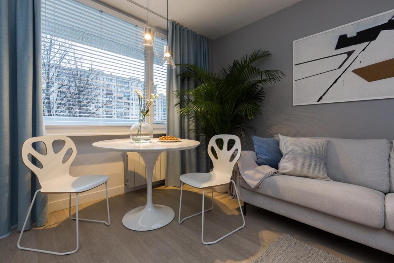 Apartament Bielany 3 Min From Metro With 5-Meals Per Day Diet Catering, Air Conditioning And Free Parking Varşovia Exterior foto